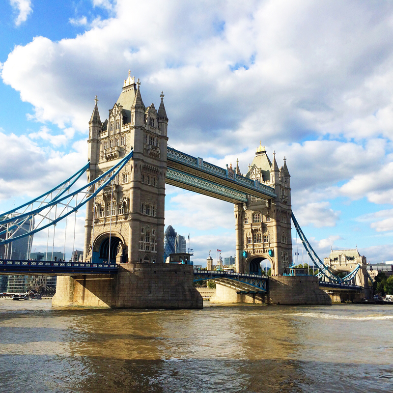 Travel Guide London Bridge